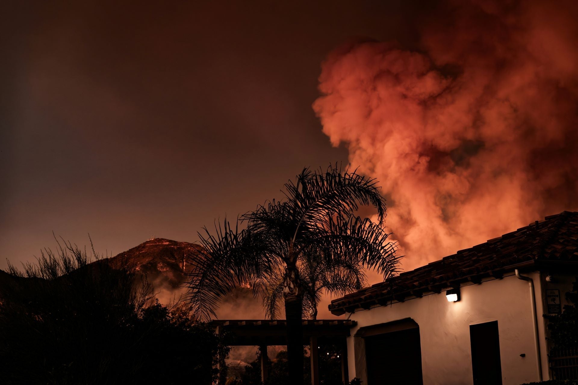 How to Stay Safe During a Wildfire in California