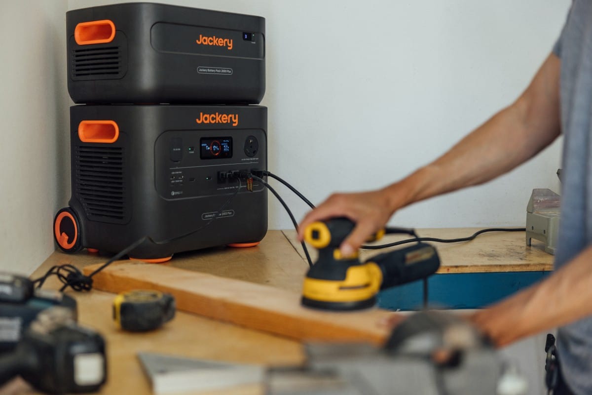 Can Jackery Power a Circular Saw? Which Model, How Long Can It Run?