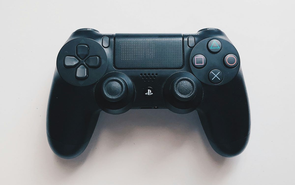 How to Charge PS4 Controller [Ultimate Guide 2024]