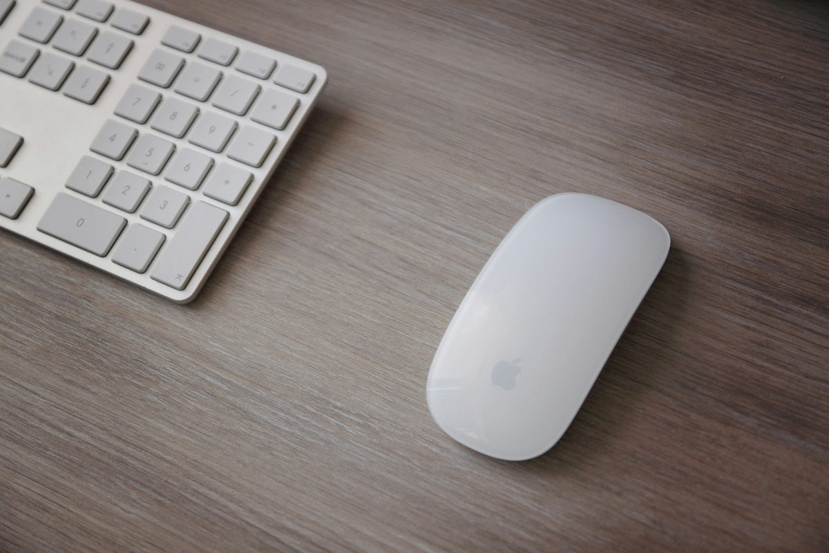 How to Charge Apple Mouse [Ultimate Guide 2024]