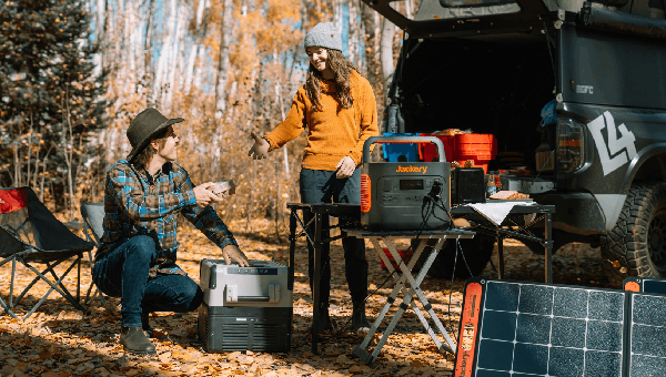 Jackery Knocks Up to $1,600 Off Solar Generators and Bundles for Black  Friday - CNET